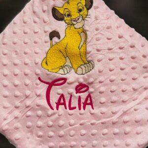 Pătură Personalizată cu Leul Mic Regal | Cadou Bebeluși & Copii | Atelierul Fermecat