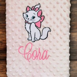 Pătură Personalizată cu Pisicuța Elegantă din Desene Animate | Atelierul Fermecat